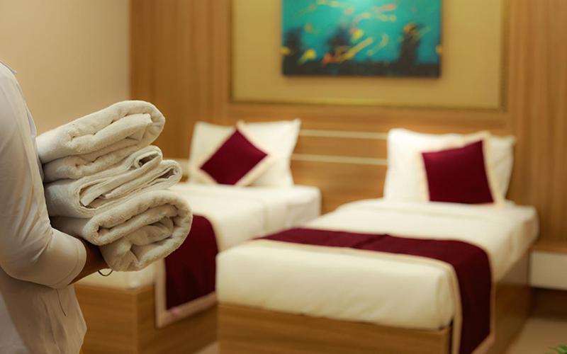 Hotel Emirates Kannangad Exterior photo